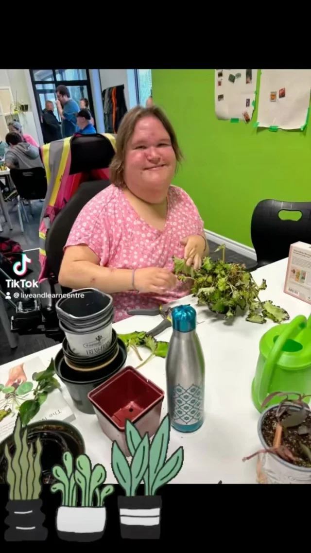 Thanks to @enablinggarden and @htorreiter for teaching us all about propagation!! #propagationstation #propagation #seethepersonnotthedisability #inclusion